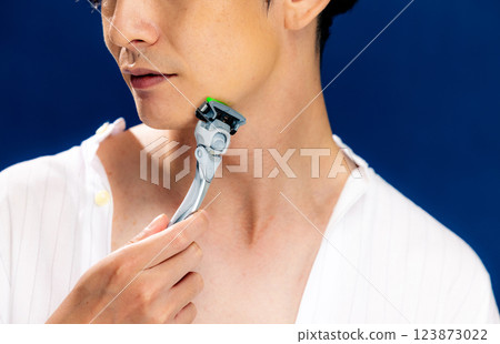 Men's Beauty Portraits 123873022