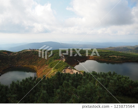 Meotoike Pond in Mount Asahidake, Daisetsuzan 123873564