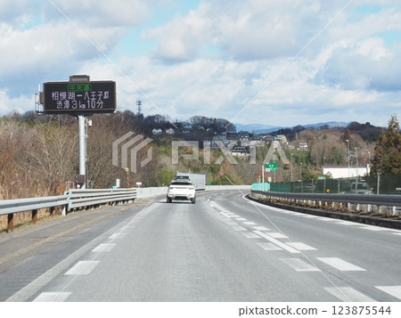 Chuo Expressway Left curve Chuo Expressway Left curve 123875544