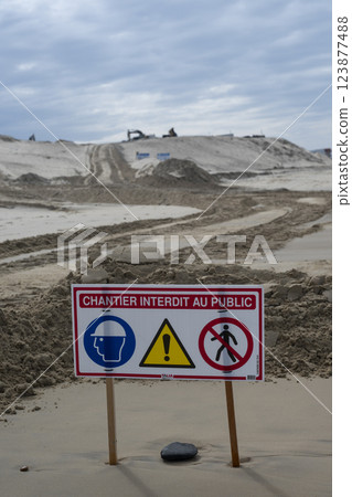 Research and safety precautions along the Biscarosse coastline to address erosion and environmental 123877488