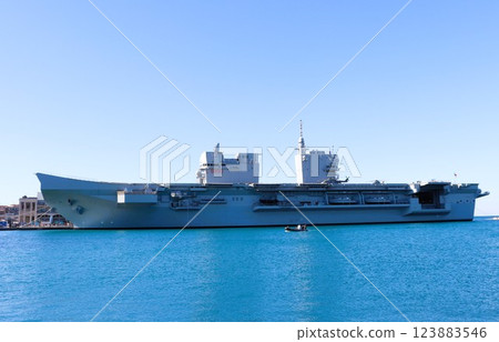 的里雅斯特號航空母艦，的里雅斯特港，義大利，歐洲 123883546