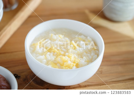Porridge 123883583