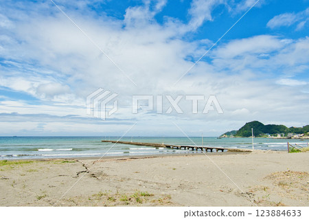 Haimaiwa rocks and sky shore of Tomiuracho, Minamiboso city Haimaiwa rocks and sky shore of Tomiuracho, Minamiboso city 123884633