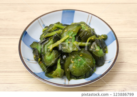 Cucumber pickles 123886799