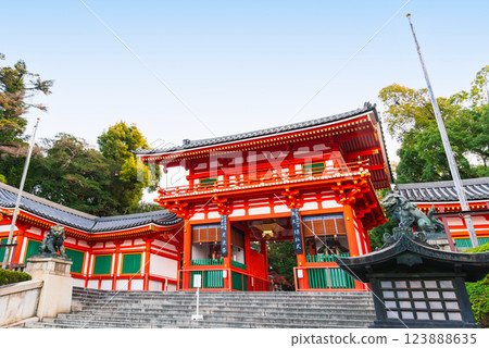 京都八坂神社西塔 123888635