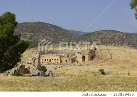Türkiye, Pamukkale, Hierapolis ruins 123889430