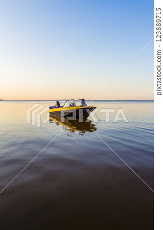 Small boat at the shore 123889715