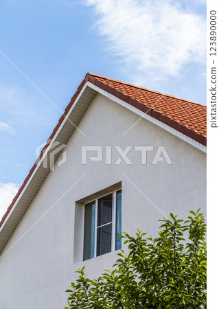 The upper part of the house The upper part of the house 123890000