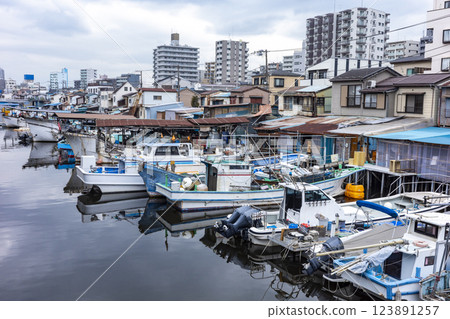 神奈川縣子安運河風景 123891257