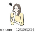 一位不高興的女人用手托著下巴 123893234