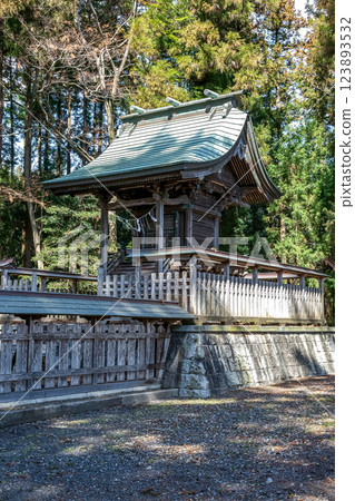 The main hall of Ko Shrine, where Masayoshi Satake donated his helmet [Hitachi-Omiya City, Ibaraki Prefecture] 123893532