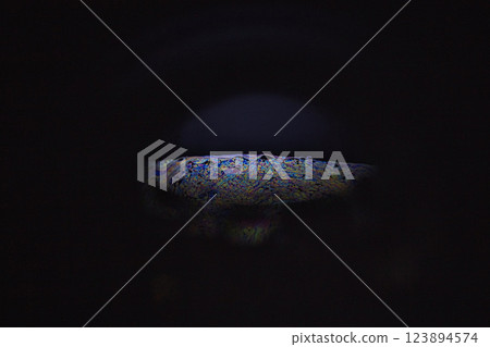 神秘的創意空間 123894574