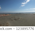 Sky and the sea and the beach 123895776