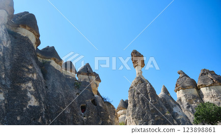 Pasa Baglari fairy chimneys 123898861