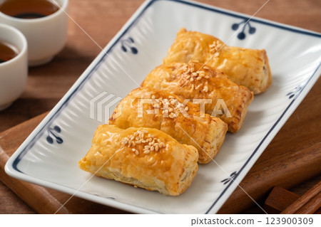 酥皮叉燒酥 酥皮 叉燒 點心 BBQ pork puff pastry チャーシューパイ 123900309