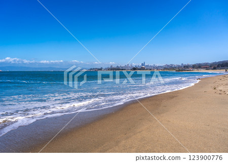 San Francisco skyline view from Golden Gate Beach, USA San Francisco skyline view from Golden Gate Beach, USA 123900776