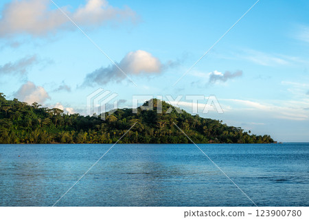 Hurepiti Bay on the island of Tahaa in French Polynesia Hurepiti Bay on the island of Tahaa in French Polynesia 123900780