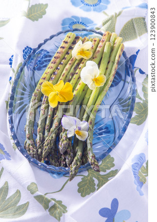 Bunch of green asparagus Bunch of green asparagus 123900843