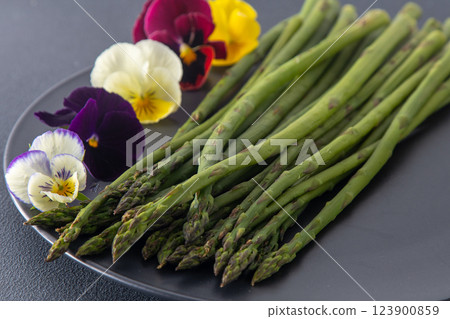 Bunch of green asparagus Bunch of green asparagus 123900859