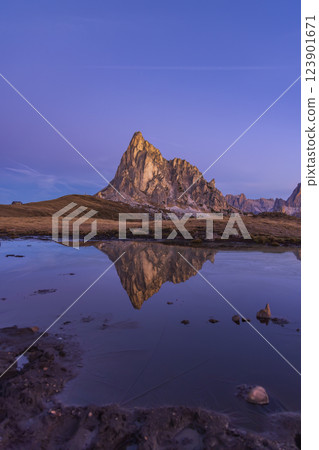 Giau Pass (Passo Giau), Dolomites Alps, South Tyrol, Italy 123901671