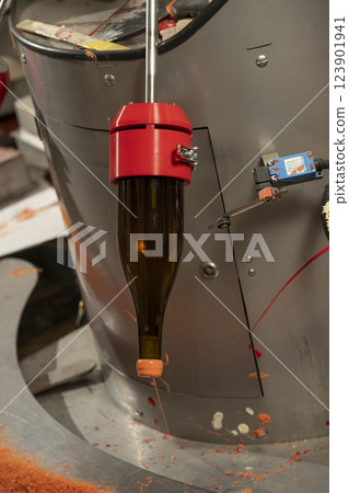 Hot Pot Machine for Wine Bottle Sealing Wax Hot Pot Machine for Wine Bottle Sealing Wax 123901941