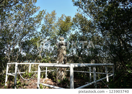 Myoe Shonin Higashi Shirakami Site [Yuasa Town, Wakayama Prefecture] 123903740