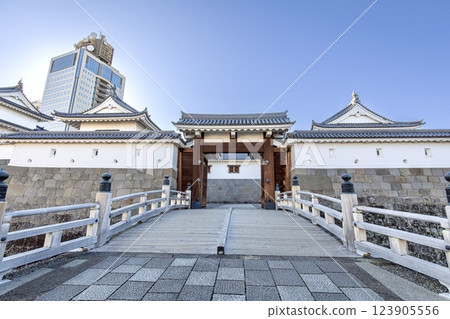 靜岡市駿府城東禦王門 123905556