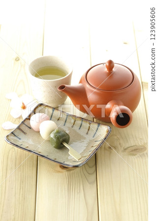 茶和三色餃子 茶和三色餃子 123905606