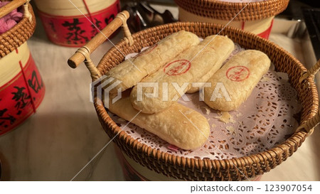 China Dalian sweets, dim sum, sweets, desserts China Dalian sweets, dim sum, sweets, desserts 123907054