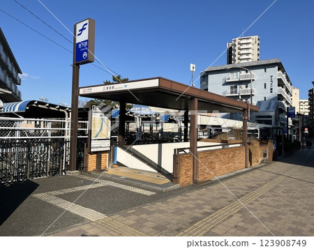 Fukuoka City Subway Airport Line "Muromi Station" and bicycle parking lot 123908749