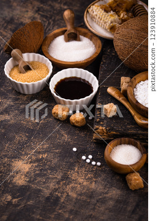 Various sugar replacement, healthy sweetener concept 123910884