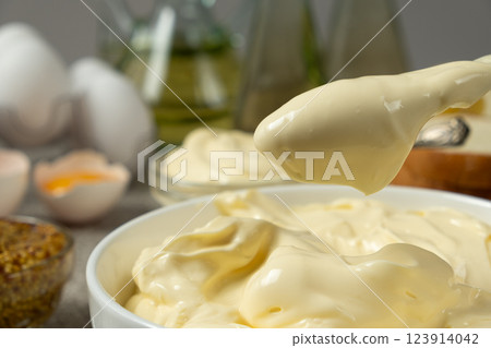 Classic traditional white mayonnaise in a bowl 123914042