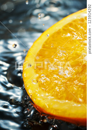 Image of fresh orange 123914292