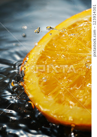 Image of fresh orange 123914301