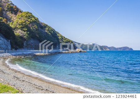 大浦半島的蔚藍海 大浦半島的蔚藍海 123924461