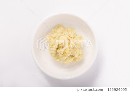 Grated ginger Grated ginger 123924995