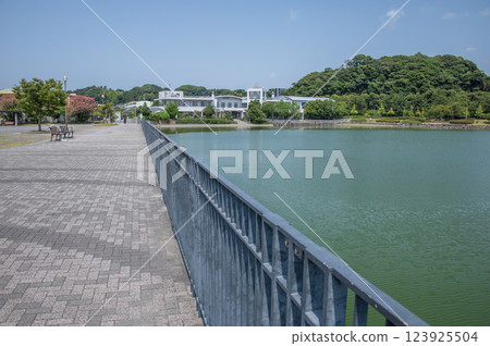 神奈川縣橫濱市金澤區富岡東富岡並木船泊公園 123925504