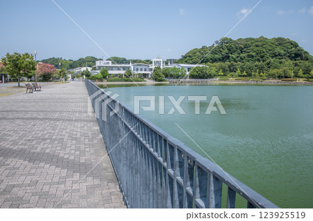 神奈川縣橫濱市金澤區富岡東富岡並木船泊公園 123925519