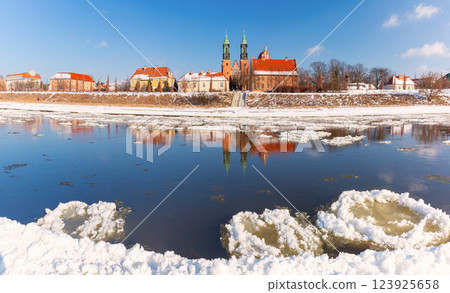 Warta River with Ice and Tumski Island in Poznan, Poland Warta River with Ice and Tumski Island in Poznan, Poland 123925658