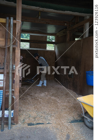 女生 女孩 女性 123926116