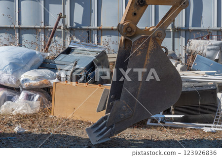 Garbage disposal site 123926836