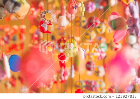 華麗明亮的女兒節吊飾 華麗明亮的女兒節吊飾 123927815