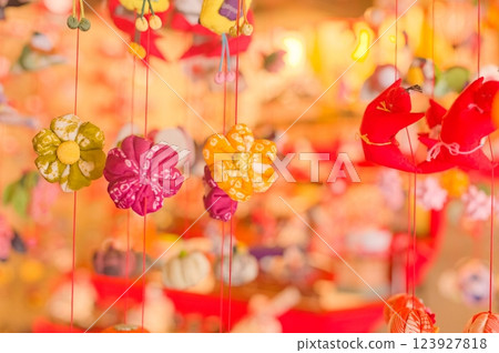A gorgeous and bright hanging decoration for Hinamatsuri A gorgeous and bright hanging decoration for Hinamatsuri 123927818