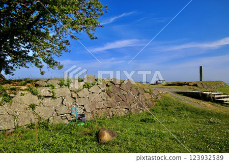 Remains of Nagoya Castle and castle tower (Matsuura District, Hizen Province, Saga Prefecture) Remains of Nagoya Castle and castle tower (Matsuura District, Hizen Province, Saga Prefecture) 123932589