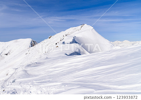 Spectacular winter scenery of the Tanigawa mountain range and Okinomimi Spectacular winter scenery of the Tanigawa mountain range and Okinomimi 123933872