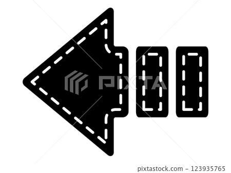 Black simple broken arrow icon 123935765