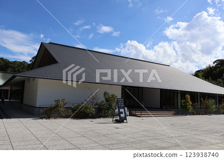 Fukuoka Prefecture "Munakata Taisha" Prayer Hall 123938740