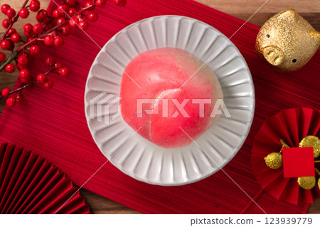 Chinese peach birthday bun shoutao birthday wish 长生きのモモ 123939779