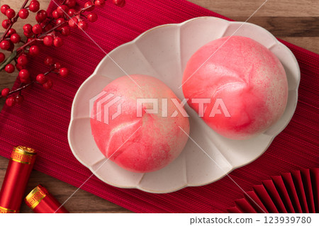 Chinese peach birthday bun shoutao birthday wish 长生きのモモ 123939780