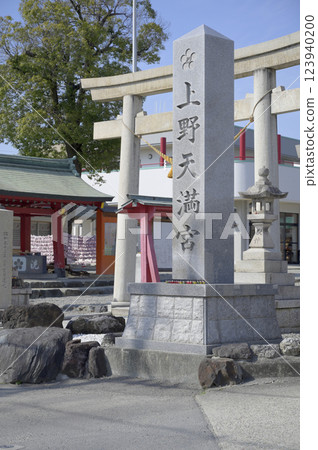 Torii gate of Ueno Tenmangu Shrine (Chikusa Ward, Nagoya City) 123940200
